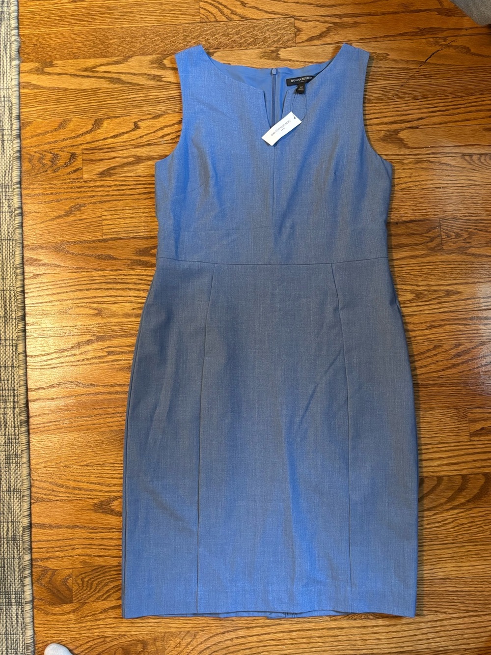 NWT Banana Republic Blue Sheath Dress Women's Size 12 Sleeveless Career Office M